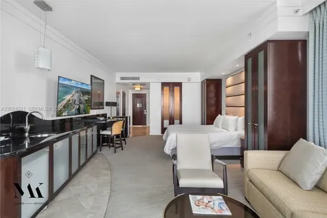 4391 Collins Avenue Miami Beach FL 33140