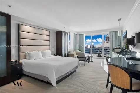 4391 Collins Avenue Miami Beach FL 33140