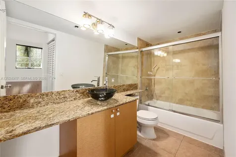 19501 E Country Club Drive Aventura FL 33180