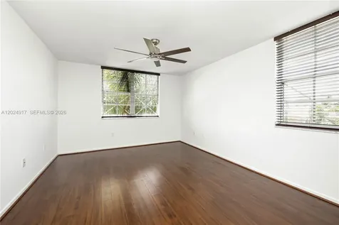 19501 E Country Club Drive Aventura FL 33180