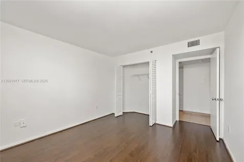 19501 E Country Club Drive Aventura FL 33180