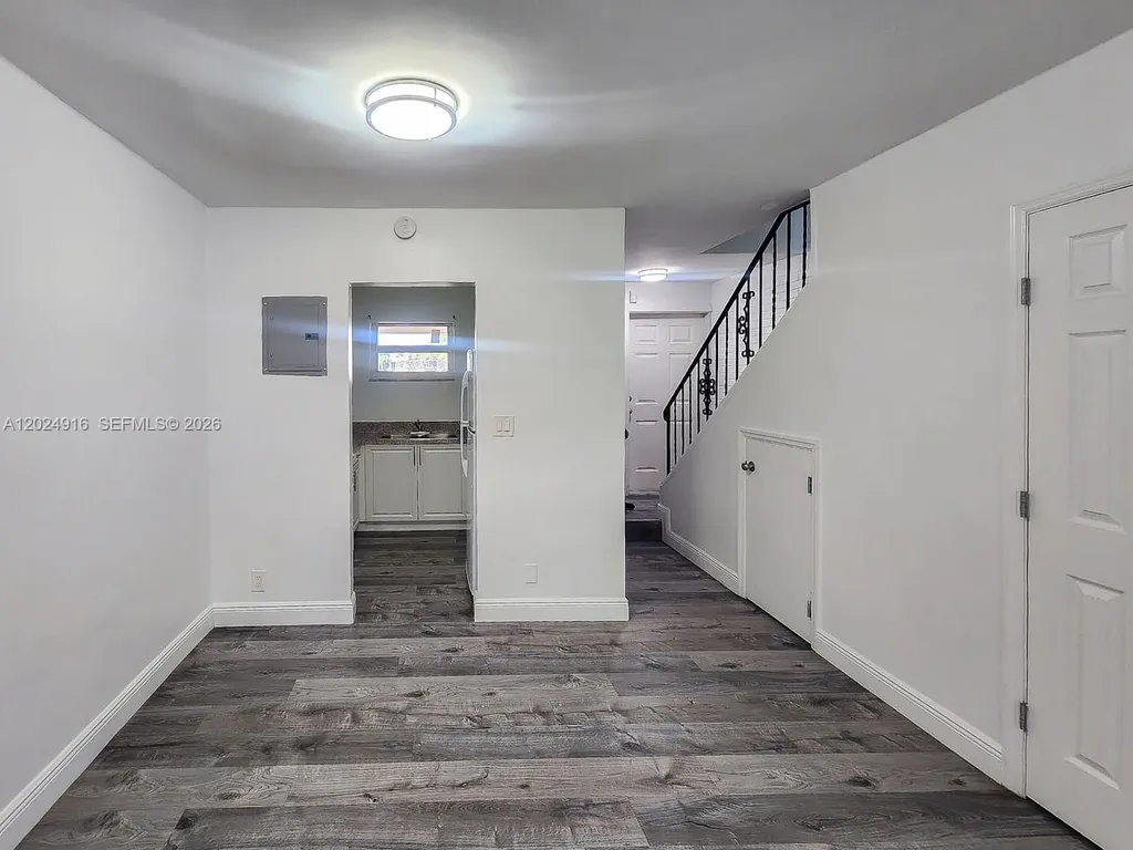 2460 Taylor Street Hollywood FL 33020