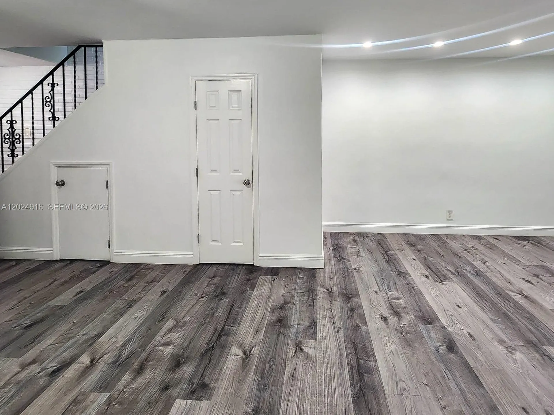 2460 Taylor Street Hollywood FL 33020
