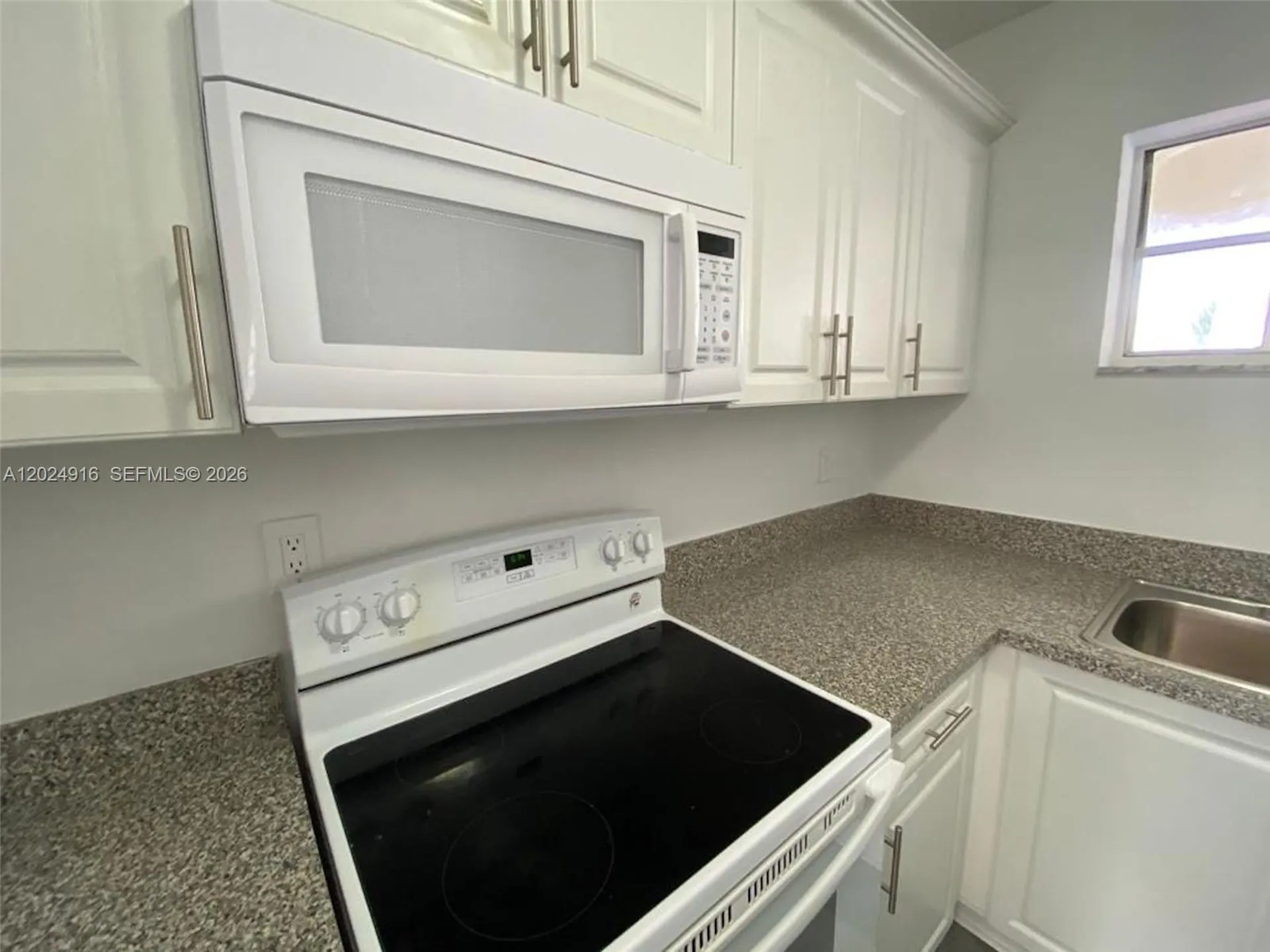 2460 Taylor Street Hollywood FL 33020