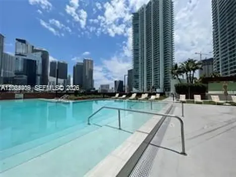 350 S Miami Avenue Miami FL 33130