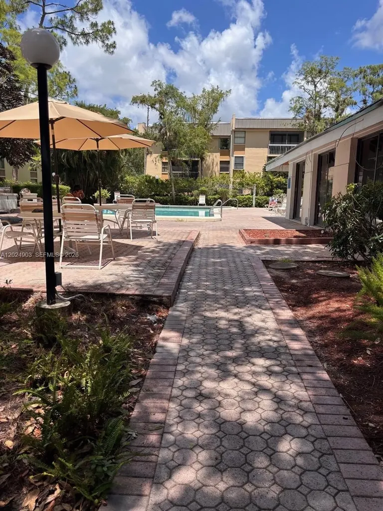 8411 Forest Hills Drive Coral Springs FL 33065