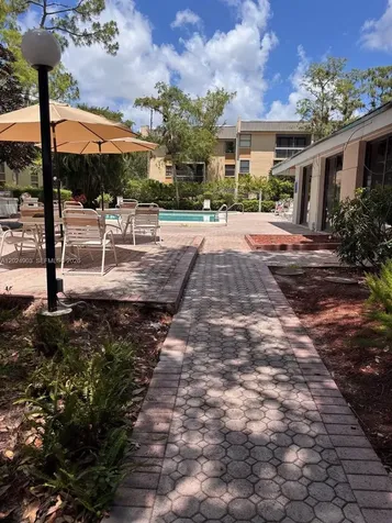 8411 Forest Hills Drive Coral Springs FL 33065