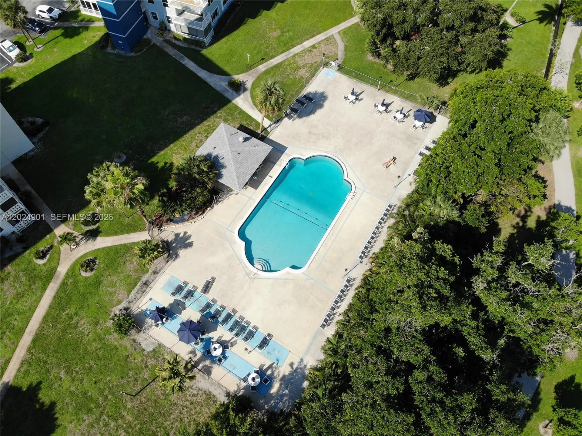 4200 Hillcrest Drive Hollywood FL 33021