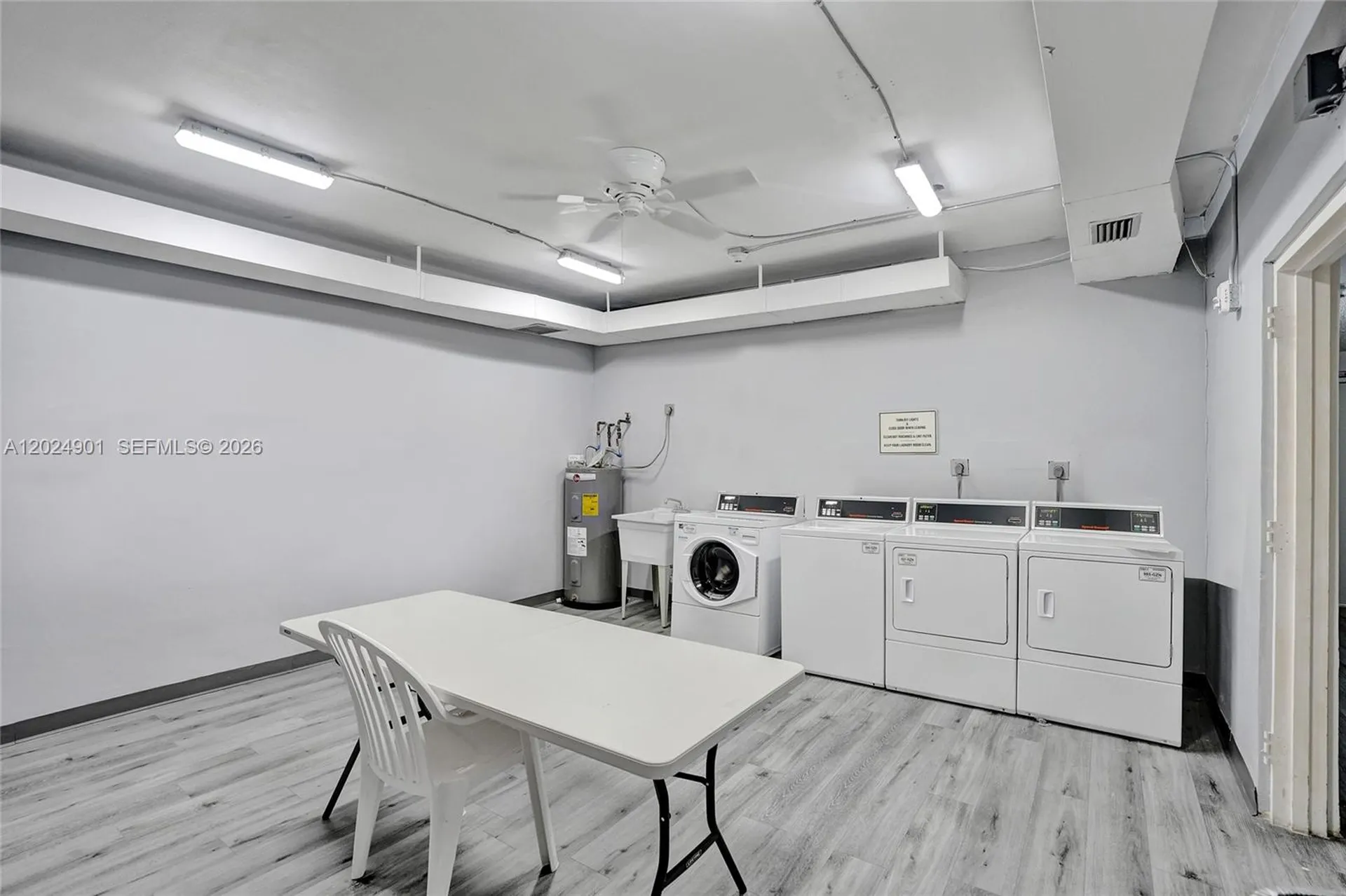4200 Hillcrest Drive Hollywood FL 33021