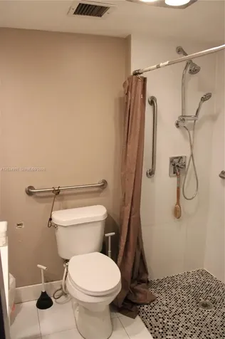4200 Hillcrest Drive Hollywood FL 33021