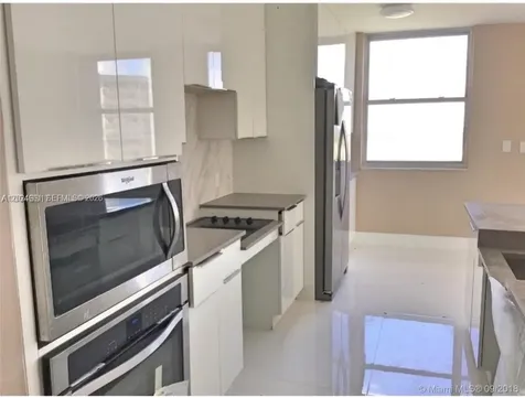 4200 Hillcrest Drive Hollywood FL 33021