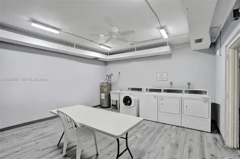 4200 Hillcrest Drive Hollywood FL 33021