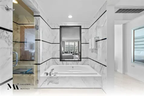 4391 Collins Avenue Miami Beach FL 33140