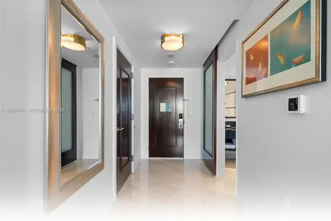4391 Collins Avenue Miami Beach FL 33140
