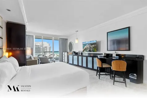 4391 Collins Avenue Miami Beach FL 33140