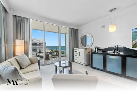 4391 Collins Avenue Miami Beach FL 33140