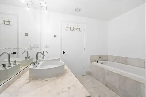 244 Biscayne Boulevard Miami FL 33132
