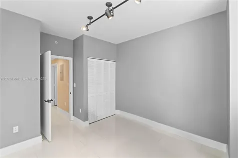 244 Biscayne Boulevard Miami FL 33132