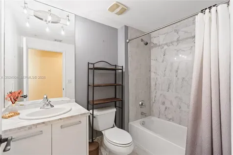 244 Biscayne Boulevard Miami FL 33132