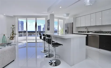 3600 Mystic Pointe Drive Aventura FL 33180