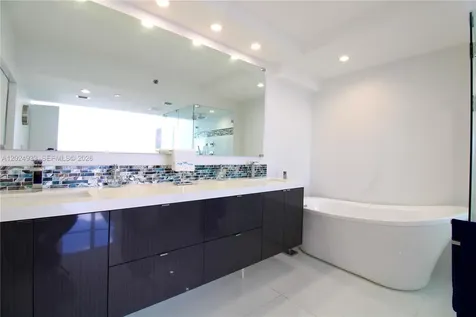 3600 Mystic Pointe Drive Aventura FL 33180