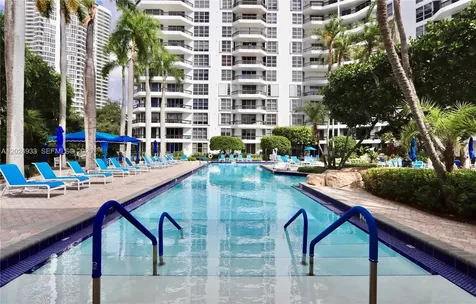 3600 Mystic Pointe Drive Aventura FL 33180