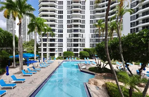 3600 Mystic Pointe Drive Aventura FL 33180