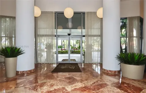 3600 Mystic Pointe Drive Aventura FL 33180