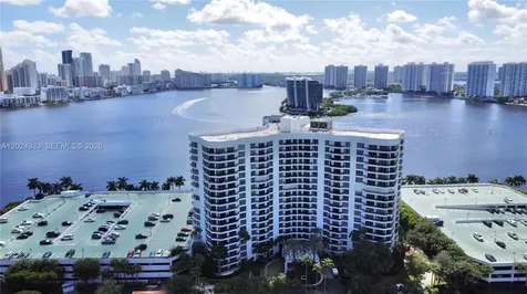 3600 Mystic Pointe Drive Aventura FL 33180