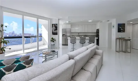 3600 Mystic Pointe Drive Aventura FL 33180