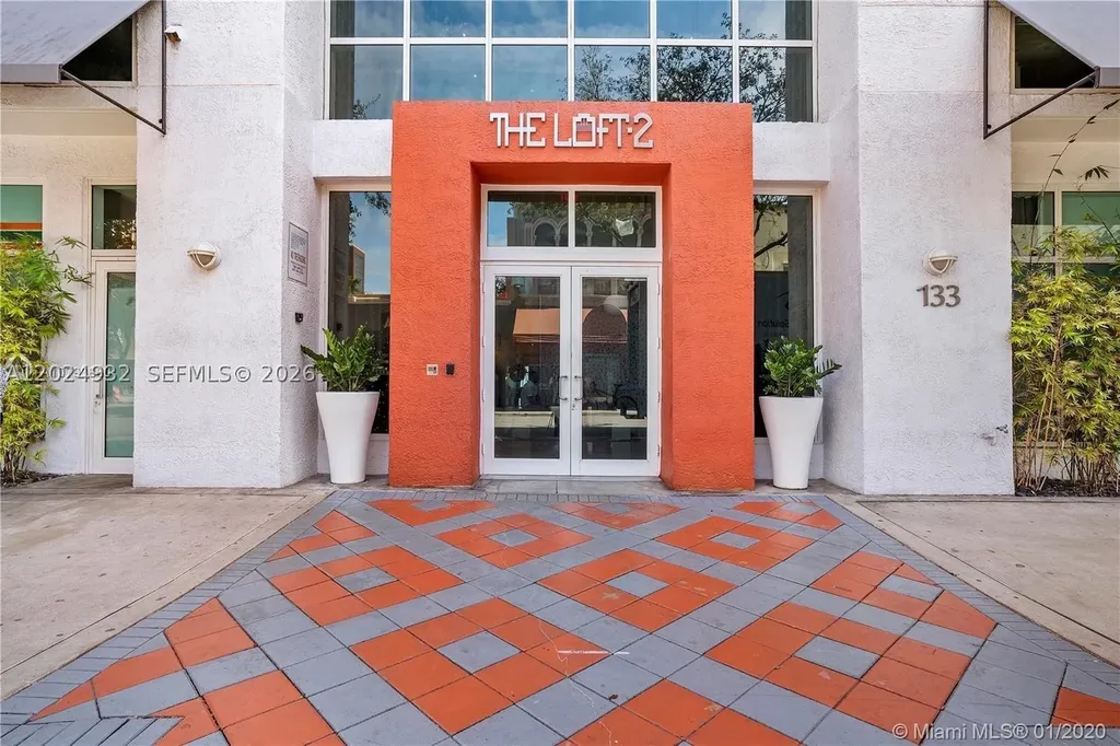 133 NE 2nd Avenue Miami FL 33132