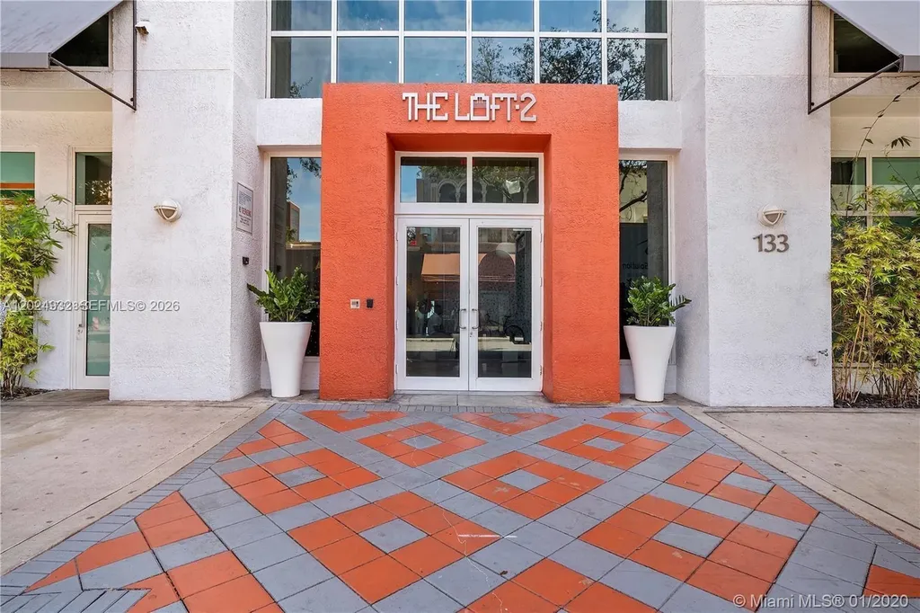 133 NE 2nd Avenue Miami FL 33132