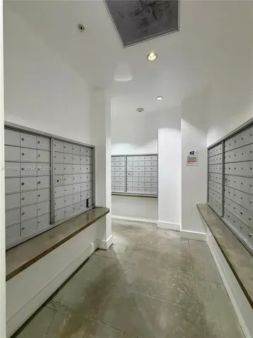 133 NE 2nd Avenue Miami FL 33132