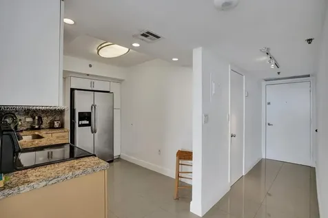 20515 E Country Club Drive Aventura FL 33180