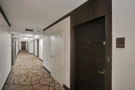 20515 E Country Club Drive Aventura FL 33180