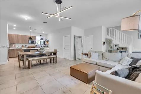 4838 NW 83rd Parkway Doral FL 33166