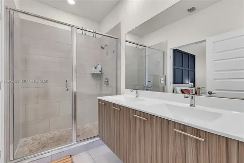 4838 NW 83rd Parkway Doral FL 33166