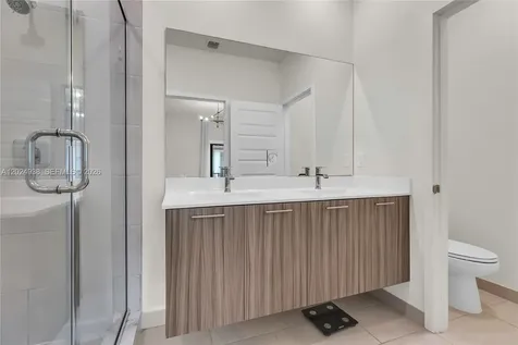 4838 NW 83rd Parkway Doral FL 33166