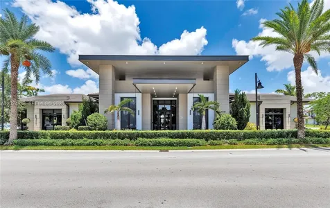 4838 NW 83rd Parkway Doral FL 33166