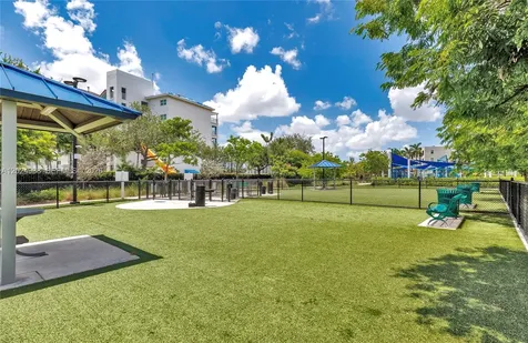 4838 NW 83rd Parkway Doral FL 33166