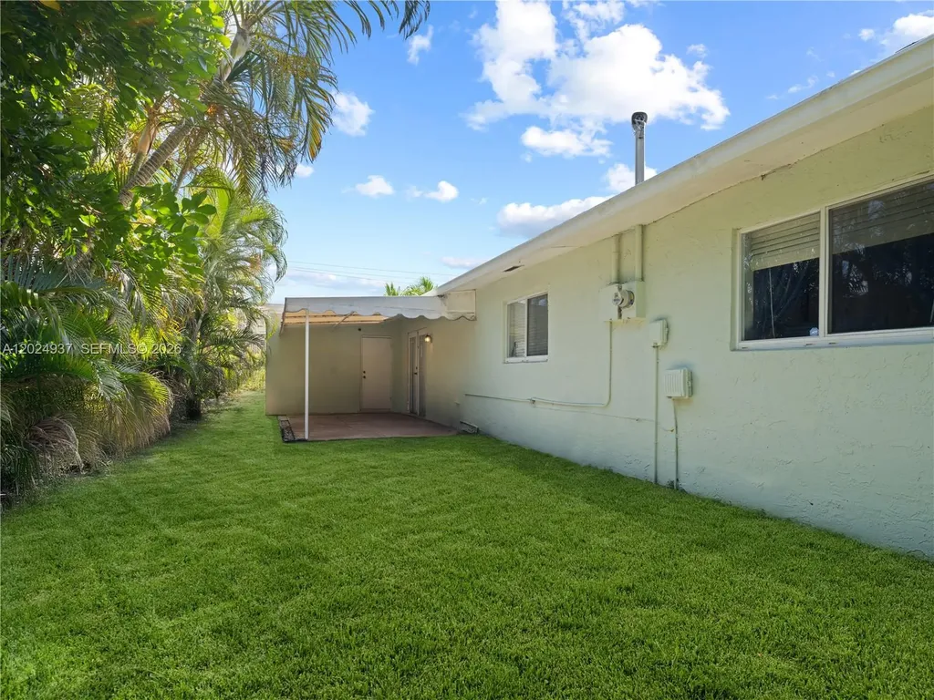 4301 NE 5th Avenue Boca Raton FL 33431