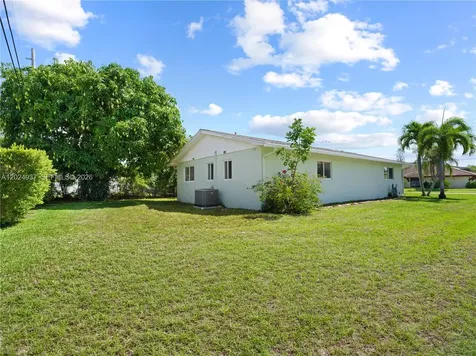 4301 NE 5th Avenue Boca Raton FL 33431