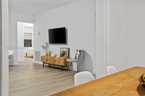 2788 SW 33rd Court Miami FL 33133