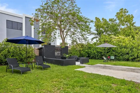 2788 SW 33rd Court Miami FL 33133