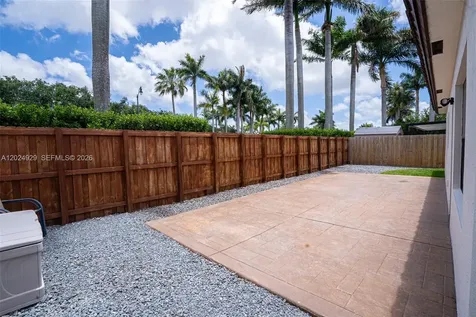 2655 NE 2nd Drive Homestead FL 33033