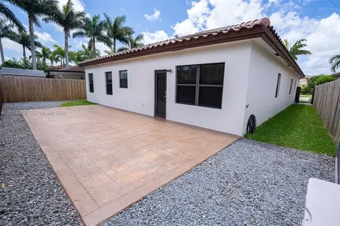 2655 NE 2nd Drive Homestead FL 33033