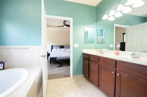 2655 NE 2nd Drive Homestead FL 33033
