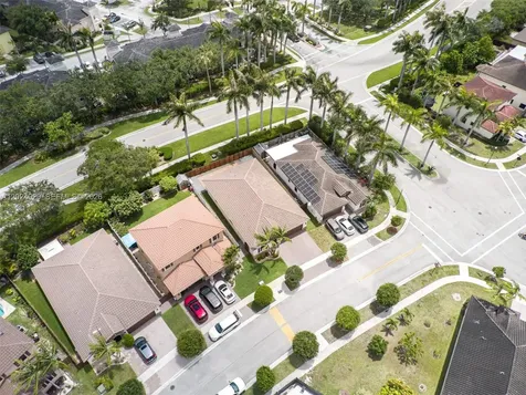 2655 NE 2nd Drive Homestead FL 33033