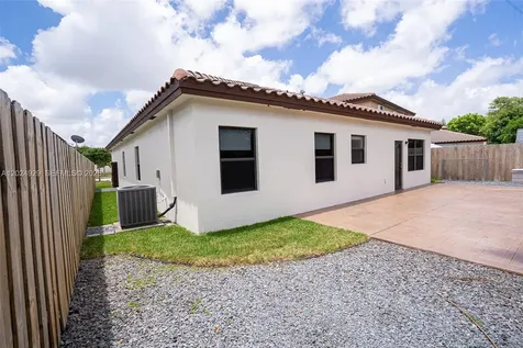 2655 NE 2nd Drive Homestead FL 33033