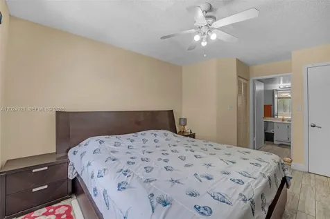 14018 SW 91st Terrace Miami FL 33186